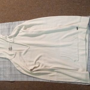 GUESS SNOW WHITE NWOT PULLOVER SWEATER SIZE MEDIUM